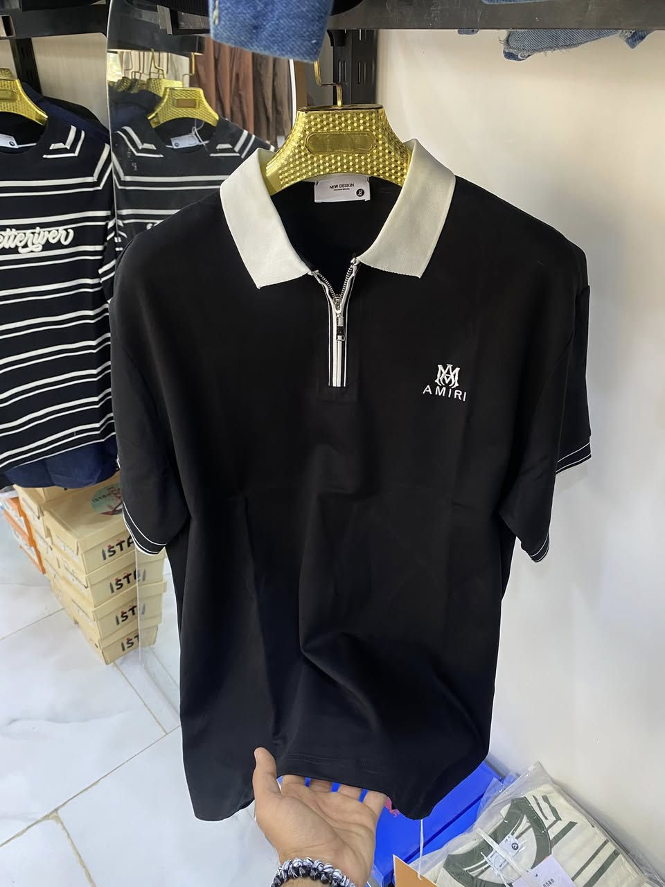 على بركة الله نفتتح الموسم الصيفي🔥🇹🇷
كلشي توفر داخل المحل.🔥  
شي قليل من. الي موجود داخل المحل.🔥  
مديلات هواي بعد داخل المحل🤍
عنوان بابل محاويل قرية الصباغيه. 
0781627645📱


**إذا كنت صاحب هذا الإعلان وتريد حذفه لأي سبب، رجاءا أرسل رسالة إلى الدعم الفني**