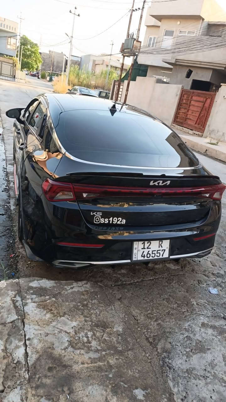 للبيع – كيا K5 LXS موديل 2023 (وارد أمريكي)
🖤 اللون: أسود
💰 السعر: 140 ورقة (قابل للتفاوض بالمعقول)

المواصفات:

- محرك 1.6 تيربو
- قير أوتوماتيك 8 سرعات
- تشغيل بصمة
- دخول ذكي
- شاشة وكالة
- كاميرا خلفية
- مثبت سرعة
- أنوار LED
- جنوط وكالة
- السيارة بحالة ممتازة وجاهزة للاستخدام.

ملاحظة:
الضرر كان 3 قطع فقط وبدون أي ضرر داخلي، وصور السونار مرفقة للجادين للاطلاع.

📞 للتواصل: ***********
