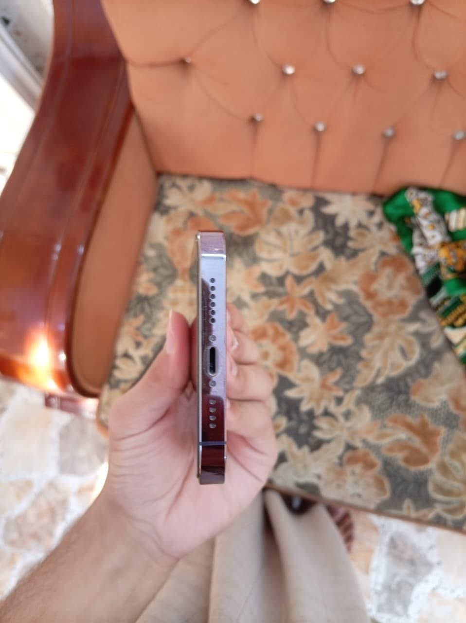 ايفون 14pro max ذاكره 256 بطاريه 84 شرق اوسط AAA جهاز غير مفتوح ولا ملعوب بي لون بنفسجي محدث اخر اصدار تلفون مرتب 850 مكاني ديالى بعقوبة ***********
