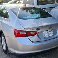 للبيع ماليبو موديل ٢٠١٩ السيارة كلها بدون صبغ بيها بارد شي بسيط السيار...