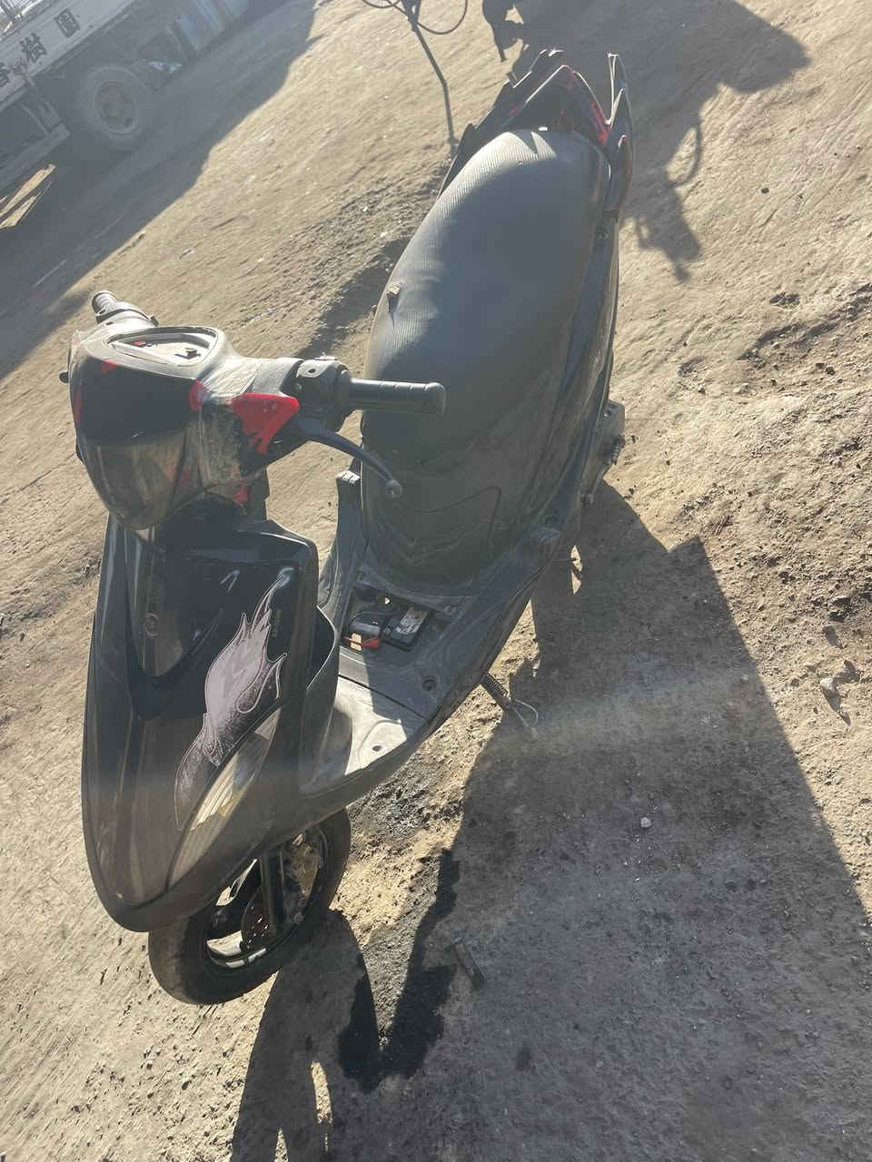 السلام عليكم للبيع ماكس عدلة مكفولة العنوان بغداد العبيدي قرب البانزين خانة للاستفسار *********** السعر 450 بيها مجال قليل
