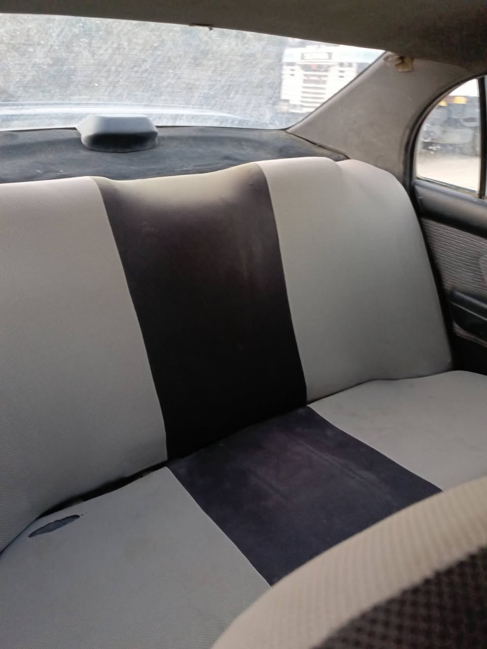 كارينه البيع السعر 52وبيه مجال الستفسار علا هذا الرقم *********** واسط قظاء الحي
