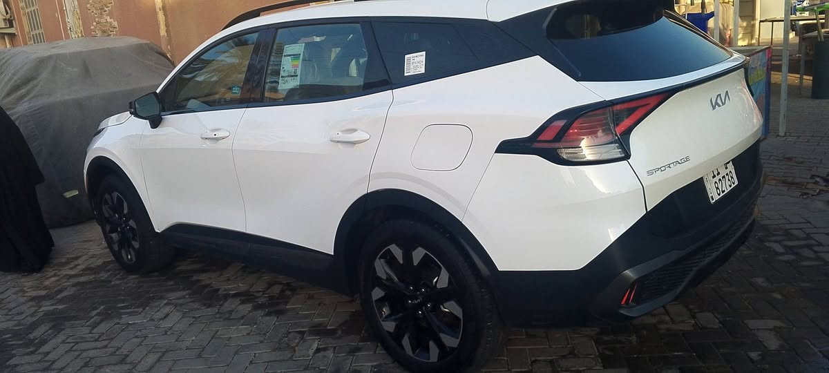 كيا سبورتج 2024 وارد امريكي رقم بغداد الرقم الجديد انكليزي حادثها بنيد في امريكا شاصي ايسر جهة الحادث ضرر بسيط جدا  لغود سليمات اي ضرر ماكو  جاملغات يمين ويسار بدون تصليح بلاد نفسهن  محرك 2500 تبريد قطعتين اربعة  انظمة للقيادة شاشة متصله كار بلي كشنات جلد تدفئة بالكشنات شاحن واير لس كرسي كهرباء مانع انزلاق مثبت سرعه تحديد مسار توقف ذاتي اوتو هولد السيارة الحجم الكبير لارج رادار امامي رادار خلفي رادارات جانبية اشاير مري ماشية السيارة 12 الف بغداد الوزيرية واتس اب *********** دكتور انس ابو حيدر   سعر 212 بيه مجال بغداد, العراق
