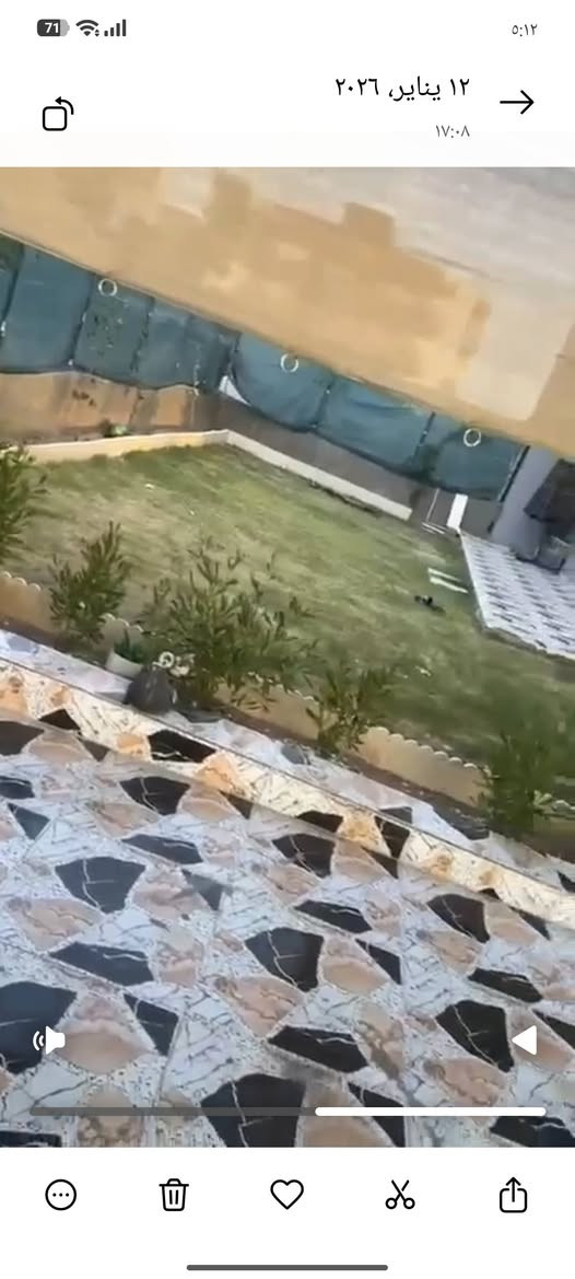 للإستفسار واتساب***********
شقة ارضية 
/مساحة130متر/2غرف/ استقبال / صالة / صحيات عدد 2/مخزن خارجي/ طابق ارضي
/واجهة شروق/كاونتر bdf تفصال/
/ 2حديقة/كراج كبير /غرف بتصاميم عالية سقف جبسون برود مغربي/انارة مخفية + براكيتات/ نظام دكتات
/أربيل/خلف هيران ستي/عمارات سربلند//عمارة 2/
السعر  50000$ الف دولار يعني (5) خمس شداد وبي مجال بسيط أربيل, العراق
