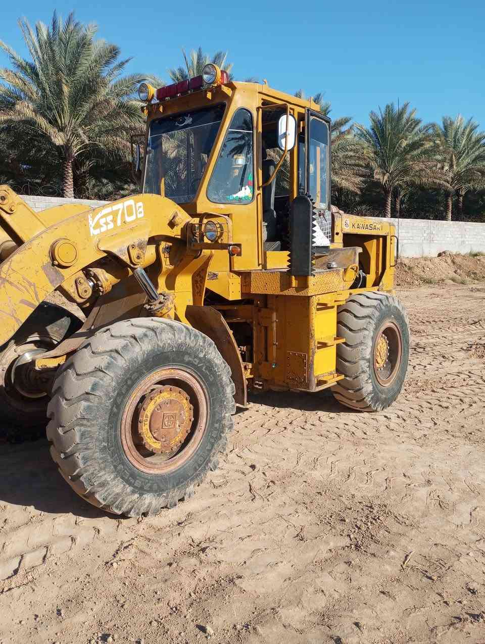 سلام عليكم شفل للبيع موديل 85 رقم نجف بسمي تحويل مباشر كفاله عامه ميكنه كير تخم تاير رقم نجف بسمي تحويل مباشر مكان ديالى  الاستفسار ***********
