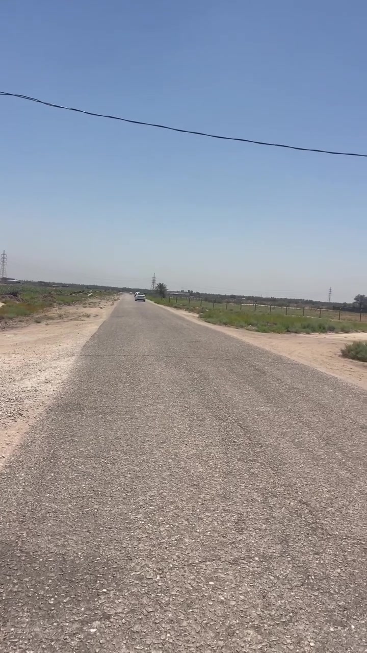 اللهم صلي على محمد وآل محمد 🪬
قطعه للبيع 

طابو زراعي  سند 25 تحويل مباشر

موقع القطعه حله شارع 100قرب سيطرة بزل حجي علي 

كامل الخدمات تبعد عن التبليط 50 متر

المساحة 500 متر 

الوجها  14

النزال. 36

لاستفسار اكثر تواصل وتساب 

***********
