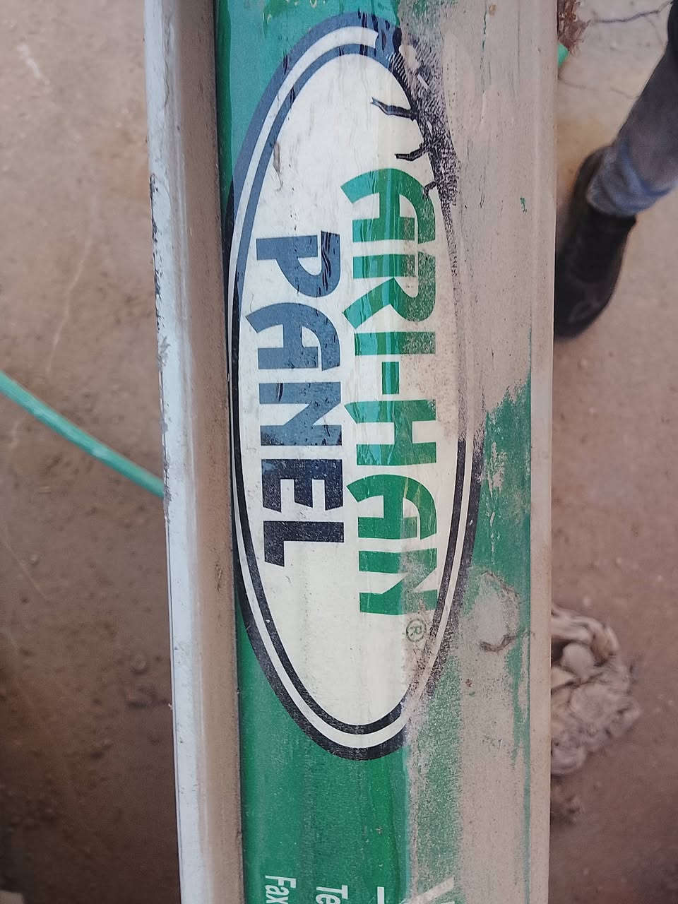 سندويج بنل مستعمل عدد 6

طول 4.5
سعر متر ب 10
وبيه مجال بسيط 
حي العامل السوق الاخير 
*********** واتساب موجود ايضا 
***********
