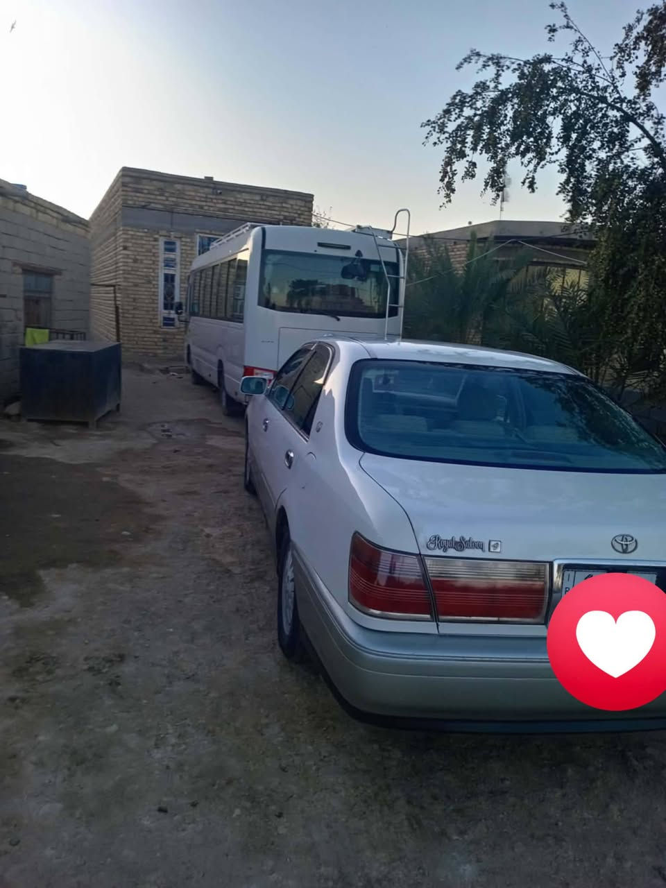 ملكه موديل 2001رقم بصره رقم انكليزي بسمي مكفوله كص ونقل وعيب كفاله عامه بيها بارد قليل مكان السياره ناصريه سوك الشيوخ السعر 128وبيها مجال 
***********
