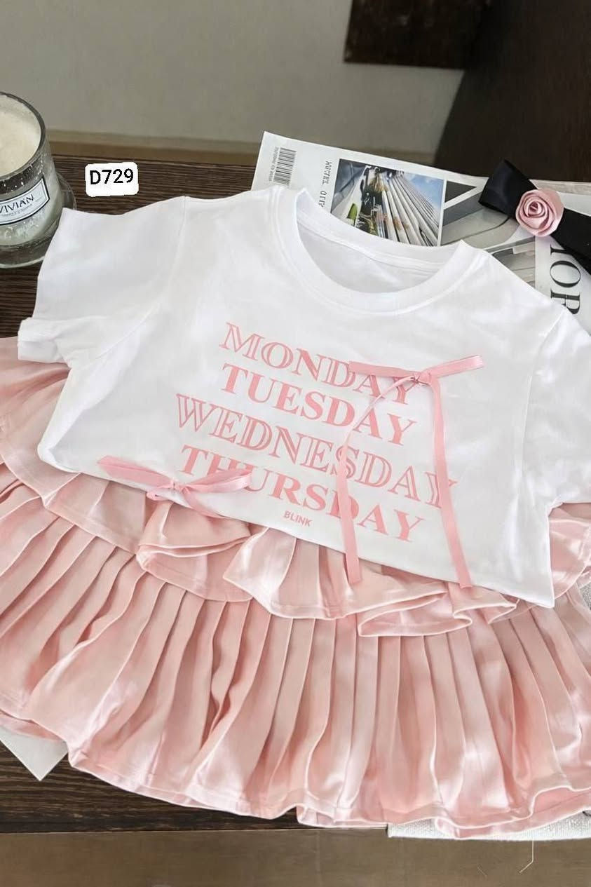 قياس 2-3-4-5-6-7 سنة 
السعر الدرزن 107 الف   
الدرزن : 12 قطعة


**إذا كنت صاحب هذا الإعلان وتريد حذفه لأي سبب، رجاءا أرسل رسالة إلى الدعم الفني**