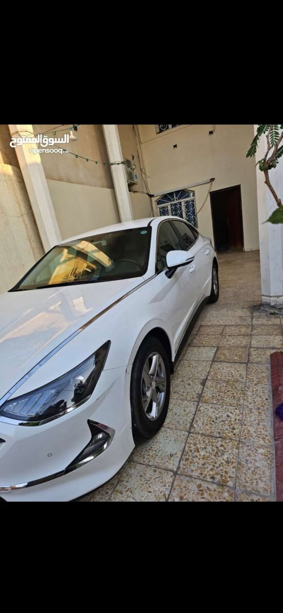 سلام عليكم سوناتا 2023خليجي سياره مكفوله كفاله عامه ماعد بارد ب جاملغ فقط وسياره نضيفه وحلوه وماشيه 30 ألف سياره رقم أربيل موصفات حساسات امامي خلفي شفتات ب الاستيرن شاشه أندرويد  مكينه 2500 سياره سعرها 205وبيها مجال حك جيه مكان سياره بصره ورقم تلفوني***********
