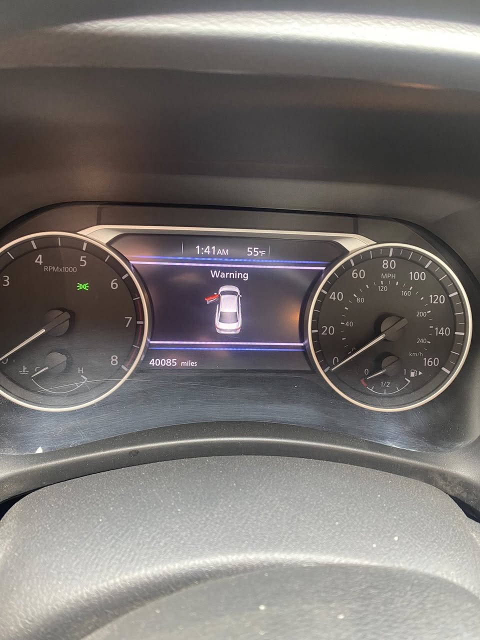 سنترا موديل ٢٠٢٤ مواصفات sv المعروفة رقم اربيل بأسمي سنوية وهزة جديد ماشيه ٤٠ الف ضررها قطعة وحدة جاملغ خلفي فقط بدون دواخل السعر ١٤٨ ورقة بس السراي يتصل ***********
