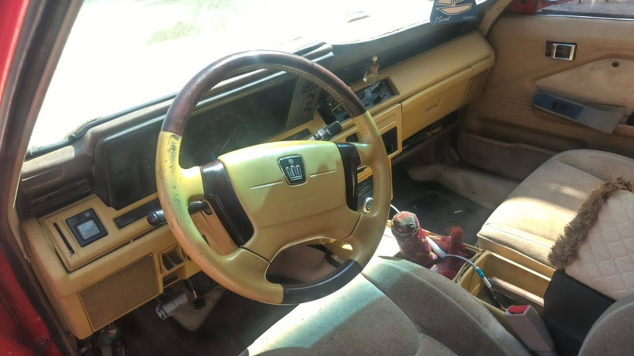 سلام عليكم سياره سوبر معمره تعمير درجه وله سياره جاهزه مكينه ٣٠٠٠ توه شديته تخم تاير جديد حداده مال وارد مال سيدان وره سياره جاهزه عله خير حبايه *********** مكان سياه بل بصره
