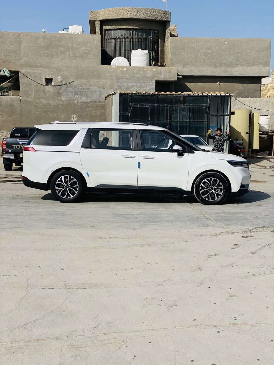 للبيع
وارد كوريا 

سنة الصنع:2023

ماشيه 40 

محرك 6سلندر

خط واحد بانزين

                               ( المواصفات)

1_كشن منفصل سياحي

2_تحكم ستيرن

3_تدفئة بالكشنات وبالستيرن وبلقدم

4_تبريد مناخي ثمن قطع تبريد

5_نظام أيكو ونضام أسبورت أوبعد بيها أنضمة

6_قيادة ذاتية وتوقف ذاتي

7_شاشة جبيرة وبصمة

8_ابواب كهربائية بصمة بالئبواب

9_. 9راكب مع السأق

10-- بك لايت لد 

11_نضام أوتو هولد

أوبعد بيها هواي مواصفات سياره فول مواصفات للاخير عده الفتحه 

رقم  بابل جديد هزة و سنوية جديد باسمي تحولي ثاني يوم 

عنوان: كربلاء طويريج 

السعر (290 بيها مجال)  

الرقم ::***********

واتساب:: ***********

ملاحضه::  سياره كلش جديده 
 

أوبالخير عل ياخذها
كيا كرنڤال وارد كوريا 

سنة الصنع:2023

ماشيه 40 

محرك 6سلندر

خط واحد بانزين

                               ( المواصفات)

1_كشن منفصل سياحي

2_تحكم ستيرن

3_تدفئة بالكشنات وبالستيرن وبلقدم

4_تبريد مناخي ثمن قطع تبريد

5_نظام أيكو ونضام أسبورت أوبعد بيها أنضمة

6_قيادة ذاتية وتوقف ذاتي

7_شاشة جبيرة وبصمة

8_ابواب كهربائية بصمة بالئبواب

9_. 9راكب مع السأق

10-- بك لايت لد 

11_نضام أوتو هولد

أوبعد بيها هواي مواصفات سياره فول مواصفات للاخير عده الفتحه 

رقم  بابل جديد هزة و سنوية جديد باسمي تحولي ثاني يوم 

عنوان: كربلاء طويريج 

السعر (290 بيها مجال)  

الرقم ::***********

واتساب:: ***********

ملاحضه::  سياره كلش جديده 
 

أوبالخير عل ياخذها
