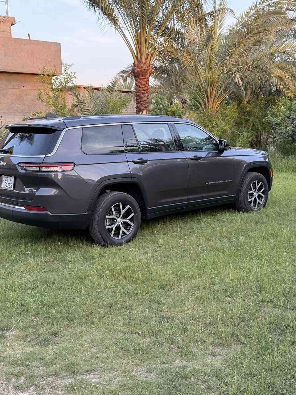جيب 7 راكب للبيع رقم ديالى شهداء بدون ايرباك السيارة جديدة بعدها كل تصلحها وكالة 
العنوان ديالى خان بني سعد تفاصيل اكثر اتصل على ***********
