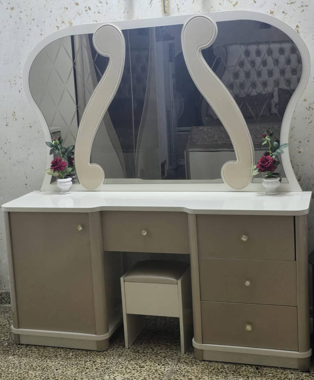 سلام عليكم غرفه تركيه
حي الجمعيه

السعر 225

***********
