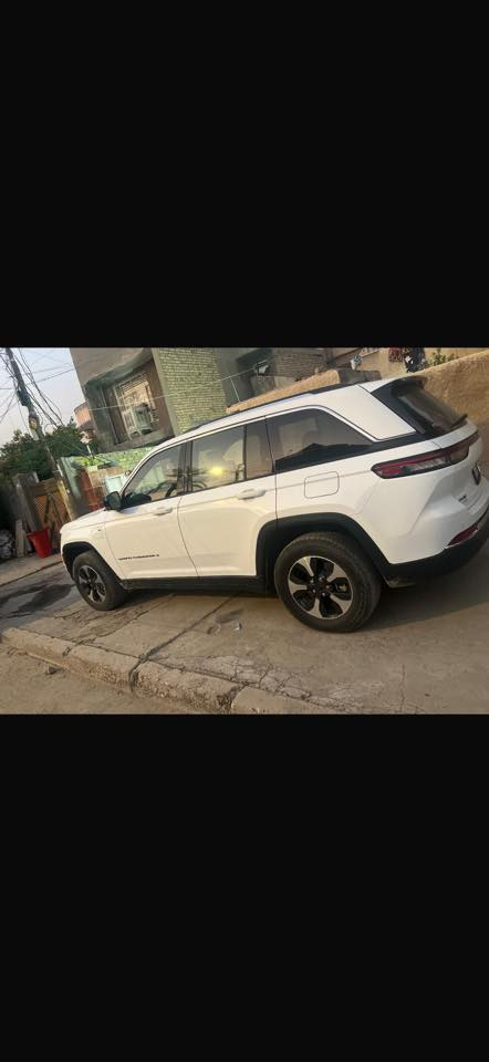 جيب لممتدد موديل ٢٠٢٤ فول مواصفات معروفه مواصفات اللمتدد
سياره اخت الجديده متعوب عليهه حيل 
سياره داخل بيجي مميز
متوازي عله بيعتهه 
سعرهه اخو البلاش 
ماشيه ٢٢ الف ميل 
بدون ايرباك السياره 
حادثهه جاملغ وشويه من البنيد 
وبيهه بارد باب الصدر اثناء النقل 
راح اخليلكم صور الحادث بالتعليقات 

سعرهه /٣١٠ ورقه/ 
مجالهه بسيط 
تواصل على هذا الرقم فقط/‭٠٧٨٩ ٣٨٧ ٥٤١٠‬
