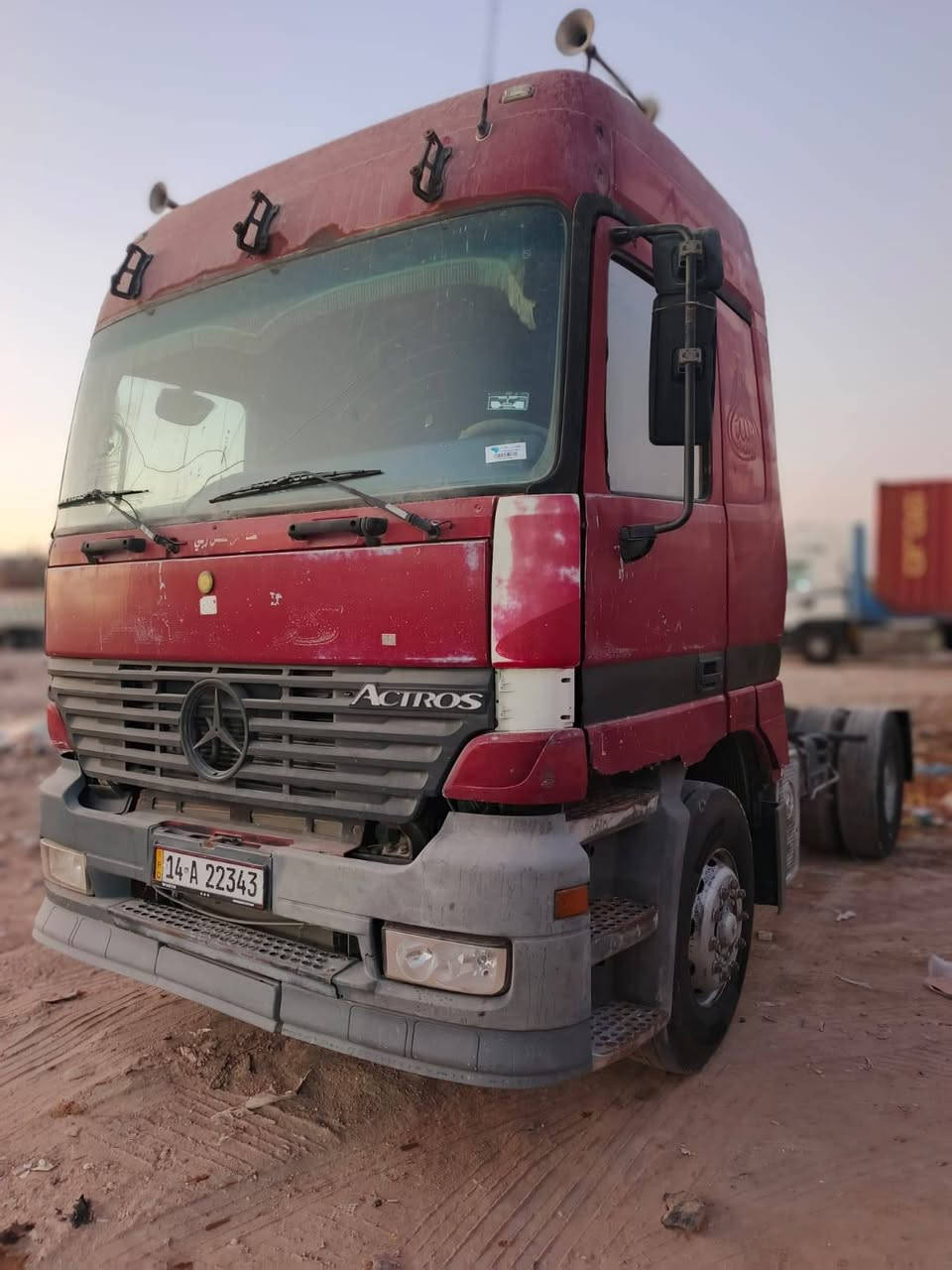 اكتروز موديل 1998 مكفوله من كلشي شرط سياره بسمي مجده ل30
***********
