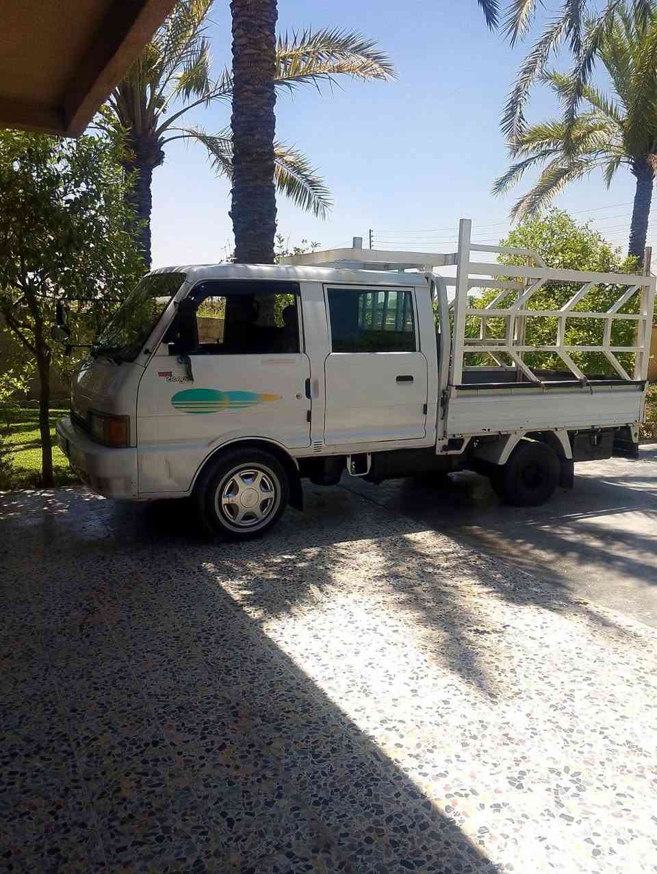كيا دبل قماره للبيع موديل 1994
مكفوله كير ومحرك واكسن 
كيا خير من الله مال جناي 
( مكلف بالنشر) المكان بغداد
التفاصيل اكثر ومعرفه السعر لاتصال على صاحب السياره ‏‪***********‬‏
