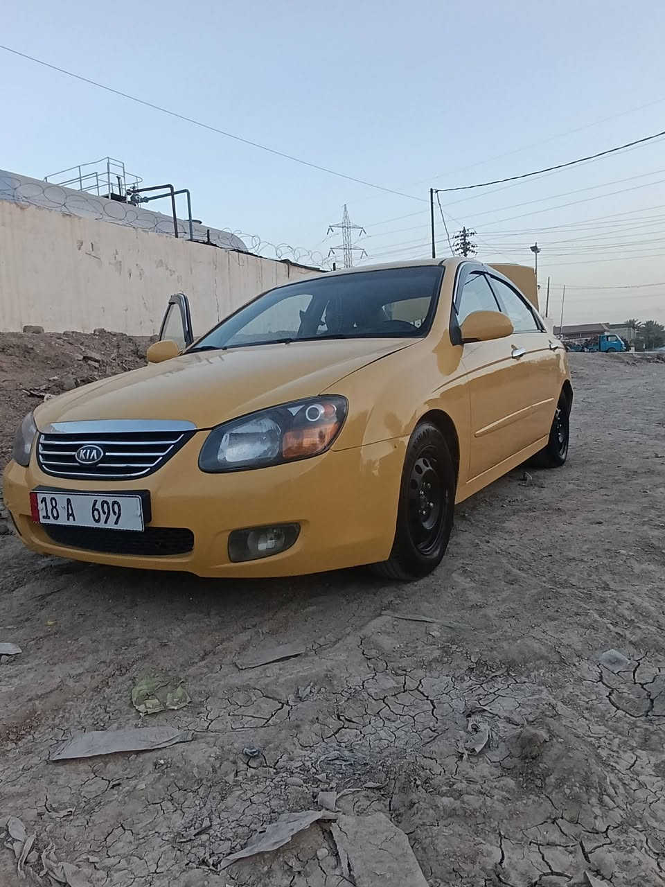 السلام عليكم
سبكتره موديل 2008رقم بابل بسمي هزه جديده وصل خط جديد السياره صبغه جديده حداديه 
السياره امريكيه حادث جوه  قبق البانزين بس
مكان بابل حله ***********
