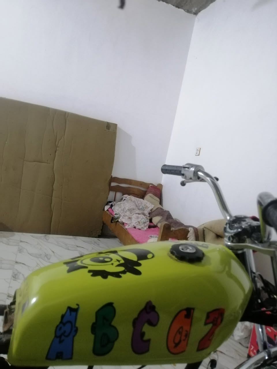 السلام عليكم تانكي موشم للبيع بي ضربه بالصفحه قليله السعر 30 وبي مجال قليل عنوان ديالى بعقوبه تقاطع الساده ***********
