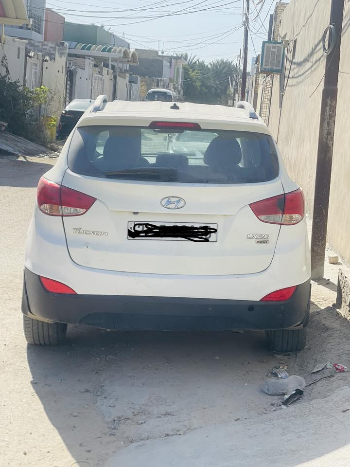 توكسان موديل ١٥للبيع او مراوس حسب القناعه فول جاهزه على آخر حبايه ماعيزه برغي العنوان النجف للعلم مكلف بنشر السعر ٥٣
لتواصل ***********
