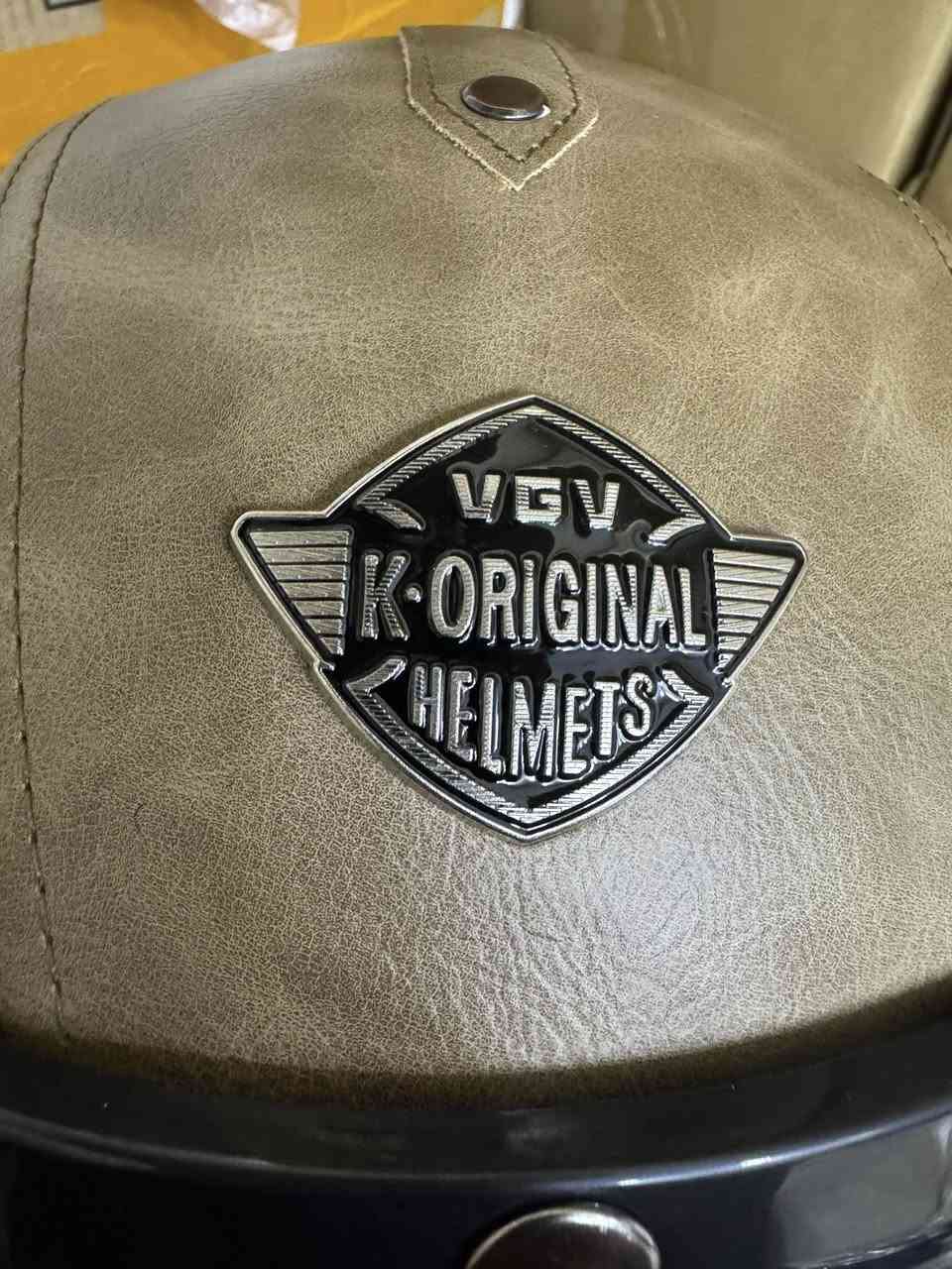 السلام عليكم
خوذه جلد هارلي 
جديد غير مستعمل 
30مع التوصيل


**إذا كنت صاحب هذا الإعلان وتريد حذفه لأي سبب، رجاءا أرسل رسالة إلى الدعم الفني**