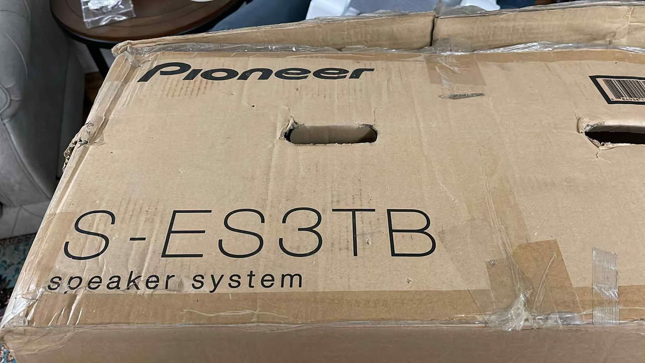 للبيع طخم سماعات بايونير ، عدد ٥ ، محيطية، اثنين كبار وثلاثة صغار جدد بالفلين، موجودة بأربيل ، سعر البيع ٢٨٠ الف ، للاستفسار ***********، تحياتي
