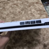 بلايستيشن 4 • نضافة • النجف