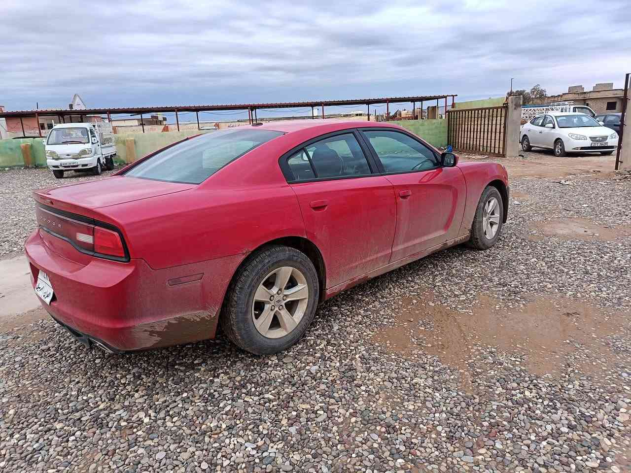 جارجر ادوات موديل 13بدون حادث سياره جديده كلها شرط محرك كير صدر تايرات تبريد تدفئه كهربائيات جاهزة سعره 65ورقة بيها مجال ترهم مراوس بسياره حديث للاستفسار*********** مكان السياره الشرقاط
