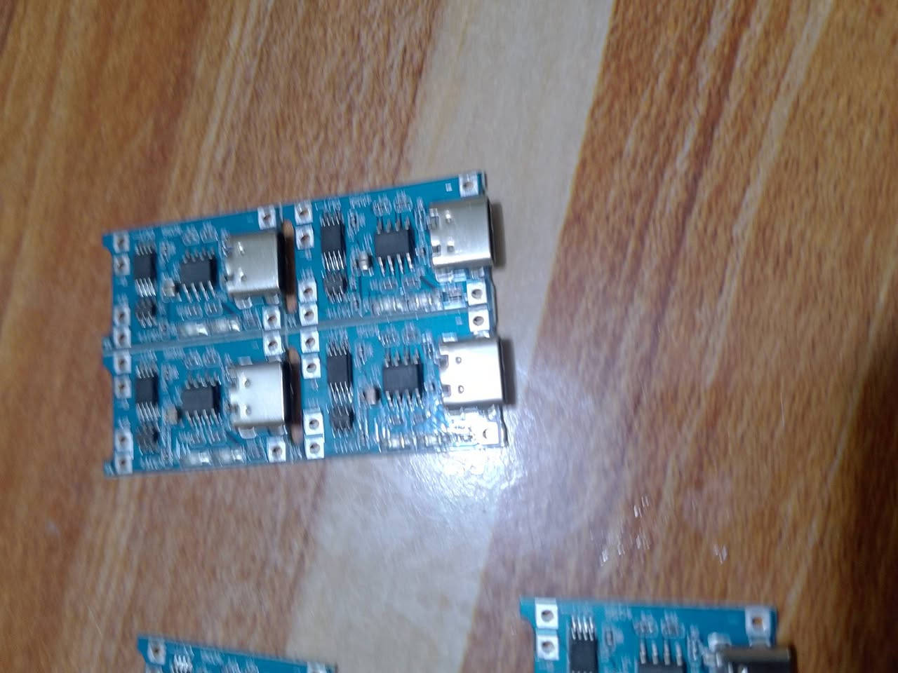 سلام عليكم هذني قواعد مال شحن تايبسي طلعولي بالامزون ليفيدنة يطيني سعر وبالعافية


**إذا كنت صاحب هذا الإعلان وتريد حذفه لأي سبب، رجاءا أرسل رسالة إلى الدعم الفني**