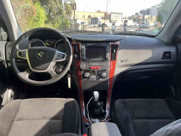 سلام عليكم ، سمند دنا 2025 ماشيه ٤ ألف وقابل للزياده بدون رقم بيها منفيس بأسمي المشتري هوه يرقمه، مواصفات تحكم ستيرن جهتين شاشه وكامره وحساس خلفي وجانبي كشنات كهرباء السايق والراكب مري كهرباء أشاير بل مري، بيها فقط شخط كد إصبع لا أكثر بل جاملغ الخلفي فقط، العنوان،، بغداد، الكريعات، قرب الوقف السني، *********** غزوان
