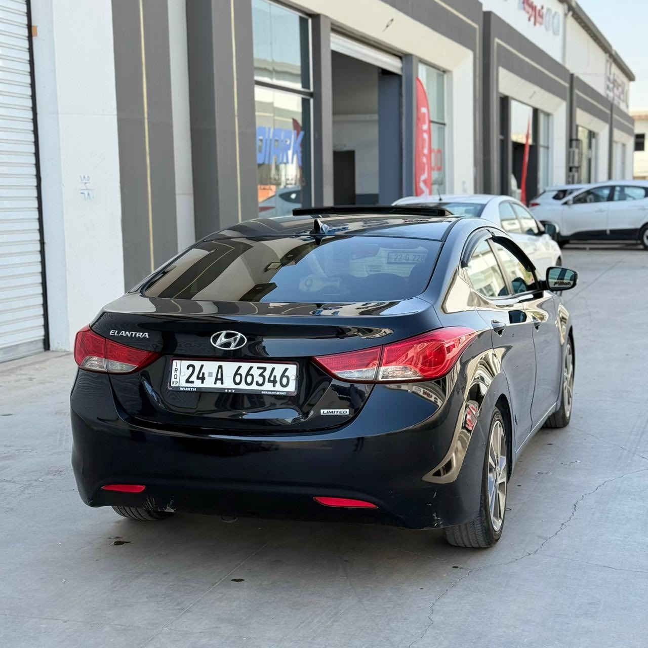 الانتراء 2012 Limeted
سياره ثلاث قطع صبغ جاهزه بدون نقص 
 رقم دهوك الجديد كاربون بانزين شاشه جبيره سلايت بصمه تشغيل بصمه 
ابواب كشنات تدفئه تبريد امامي خلفي سياره جاهزه
مابيه نقص برغي كير ومكينه شرط بس بيها بدايه نفخ 
دمعه السياره السعر الاتصال علئ ***********

مكان السياره موصل
