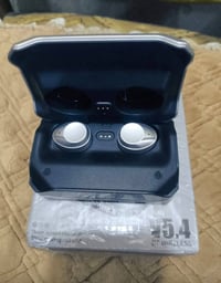 ايربود • سماعات بلوتوث