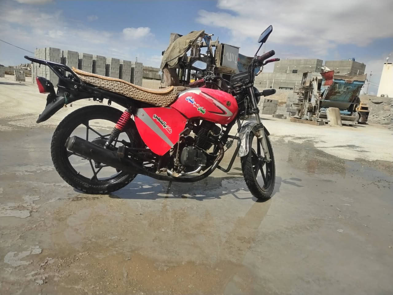 دراجه للبيع سعر 400 $عمرها سرابس بايراني«***********»
