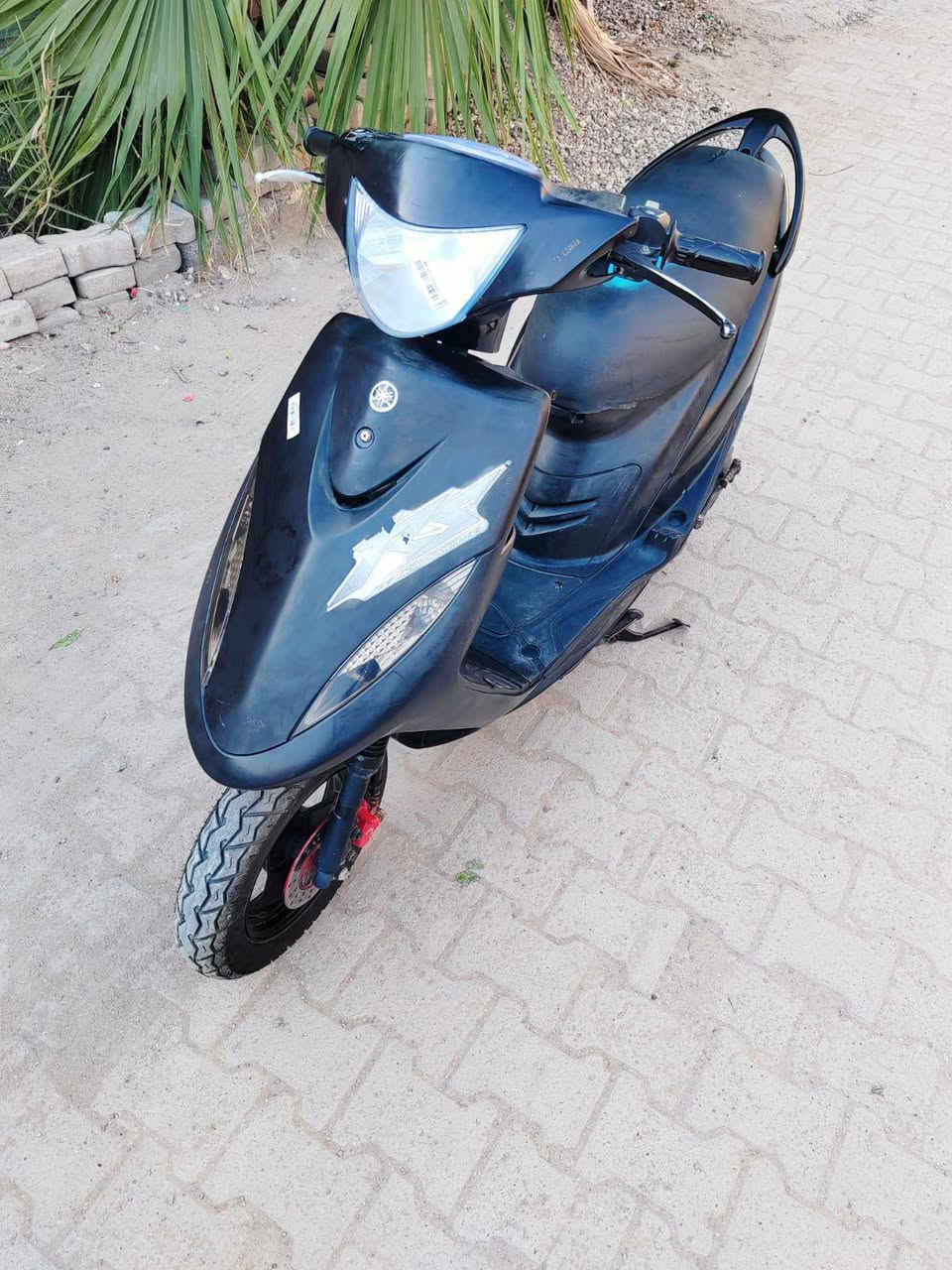 للبيع ماكس حاويه توه طالعه من المحل وصله موجود محرك ما مفتوح بلاد49 ختم واحد على وضع البلاد سلف هندر كهربايات السعى800 وبيه مجال رقم *********** بصره
