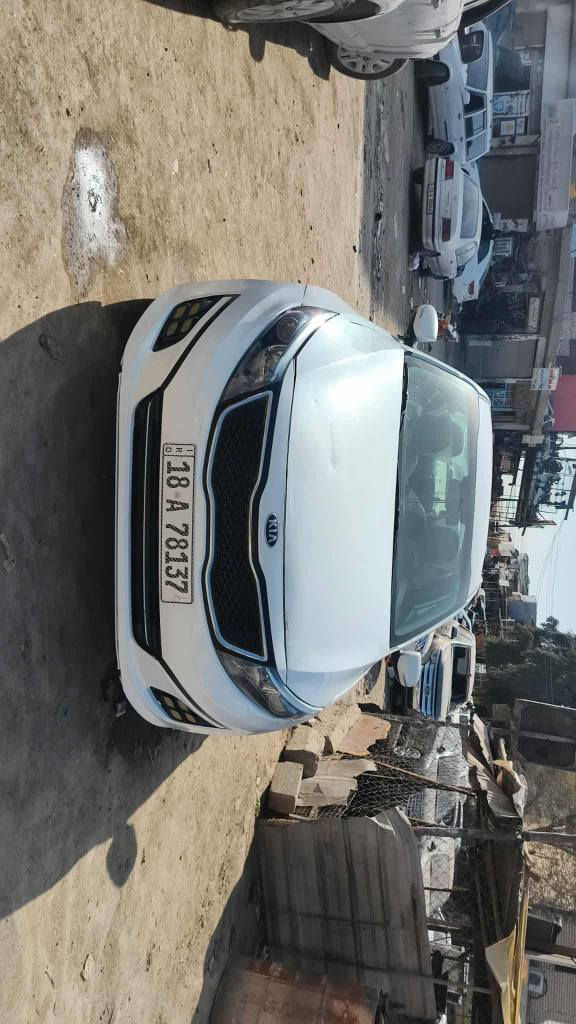 اوبتما
مديل ١٥ 
امريكي 
بيها بس بندي فقط النجف, العراق


**إذا كنت صاحب هذا الإعلان وتريد حذفه لأي سبب، رجاءا أرسل رسالة إلى الدعم الفني**