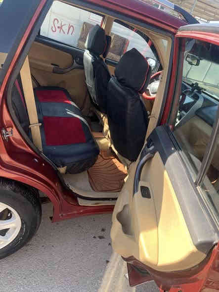 السلام عليكم حبايب تيكو للبيع ٢٠١٣ 
رقم واسط انكليزي 
سياره مكفوله من الضربه مصبوغه بنيد وقماره اثر جراد جاملغات الامامي مرشوش كلير لمعه
كير ومكينه جدد 
صدر امامي خلفي جديد 
شاشه تحكم ستيرن 
منظومه زنون 
تخم تاير جديد
تبريد تدفئه كشنات 
داخل جلد جديد 
سياره مناقصه برغي مال بيت 
***********
السعر ٦٥ وبيه مجال قليل
