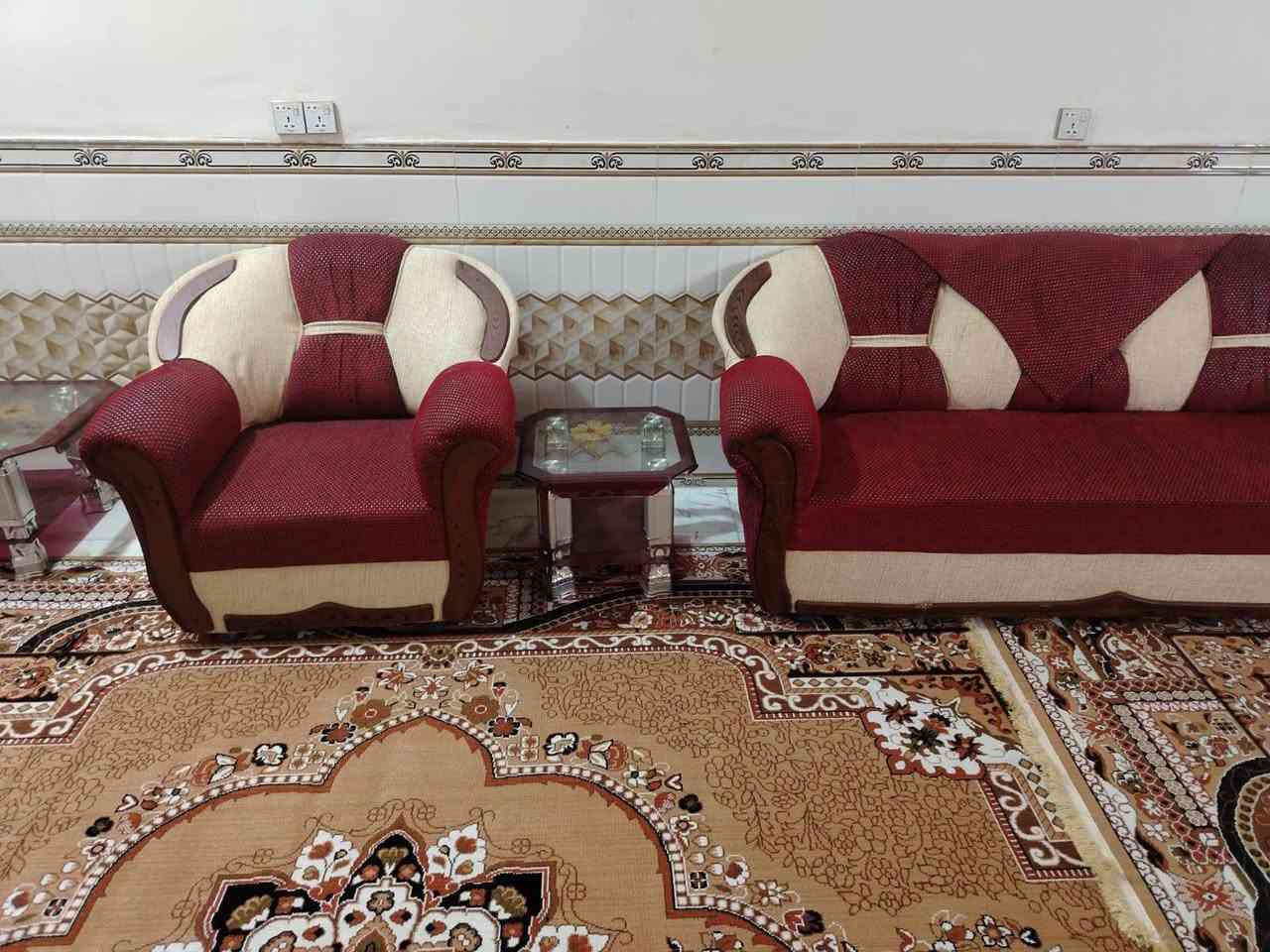 للبيع  مع الطبلات السعر 350 وبيه مجال اني مكلفه بالنشر للستفسار أكثر اتصل على الرقم ***********
