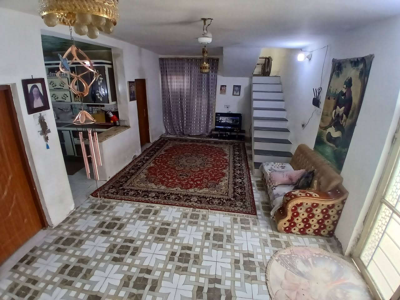 السلام عليكم 

بيت للبيع في لكوفه علوة لفحل شارع معمل لموز خلف لفلل

بيت مساحته 155 متر طابو زراعي 

يحتوي على استقبال 6ونص x4

وصاله 8 4x

وغرف نوم 5 4x العدد ثنين 

صحيات داخل وخارج لبيت 
ومكاشيف كبار 
وطارمه 
وجاهز من ارضيه بورسلين وكاشي وسيراميك 

وبسعر مناسب وبل عافيه عل ياخذه 

هاتف ***********
