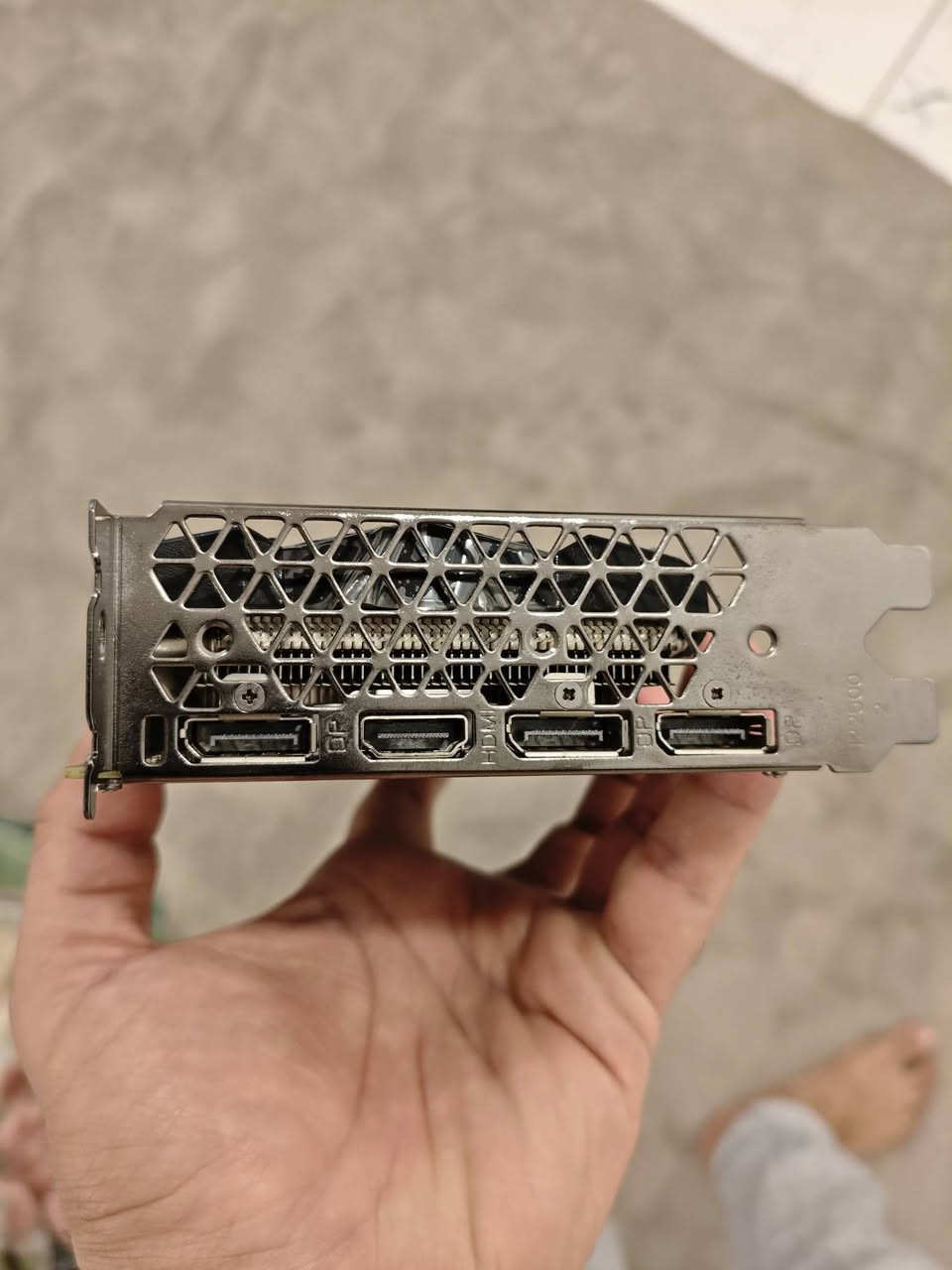 السلام عليكم شباب
كارت شاشه 1660سوبر زوتاك 2فان

الكارت كلش نضيف وما مفتوح

السعر 160 الف 

مكاني بغداد 

***********
