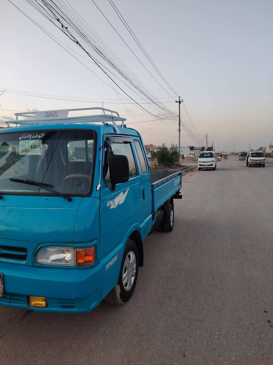 كيا موديل 96 رقم بغداد مشروع وطني شاصي وكير ومكينه مكفولات والقمارة بلادية 
السيارة قمارة وربع سبعه جنكال العنوان بغداد المعامل 
رقم الهاتف ***********
السعر 62
