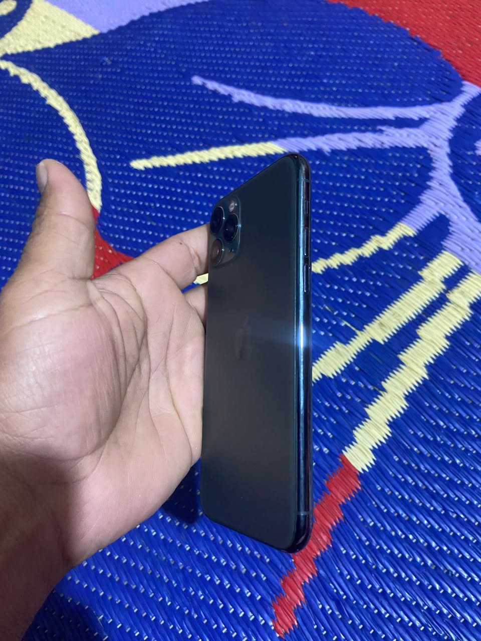 السلام عليكم
ايفون 11 برو فقط
نموذج M 
ذاكرة / 256
بطاريه / 72
نضافة ‎99 %‎ 
جهاز بلادي ممبدل اي شي بي
بدون ملحقات
العنوان / بغداد حي النصر 
السعر / 275
***********
