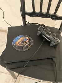 بلايستيشن 4 سليم • 500 تيرا • كربلاء