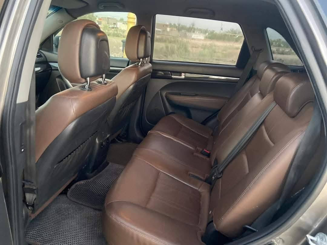 سيرينتو. فول موصفات
سوبر جارج قتصادي 

مكينة كير سيارة مفولة جديدة 
دوخل جلد 
 تحكم كهربائي كشنات  شاشة لمس  

رقم وسنوية ورقم شاصي طبق الاصل. شرط حاسبة  
 موصفات هواية بيها مذاكرهم تخم تاير.  سيارة كاملة مناقصها اي. شي. 

سعر 62 ورقة وبيها مجال.


**إذا كنت صاحب هذا الإعلان وتريد حذفه لأي سبب، رجاءا أرسل رسالة إلى الدعم الفني**