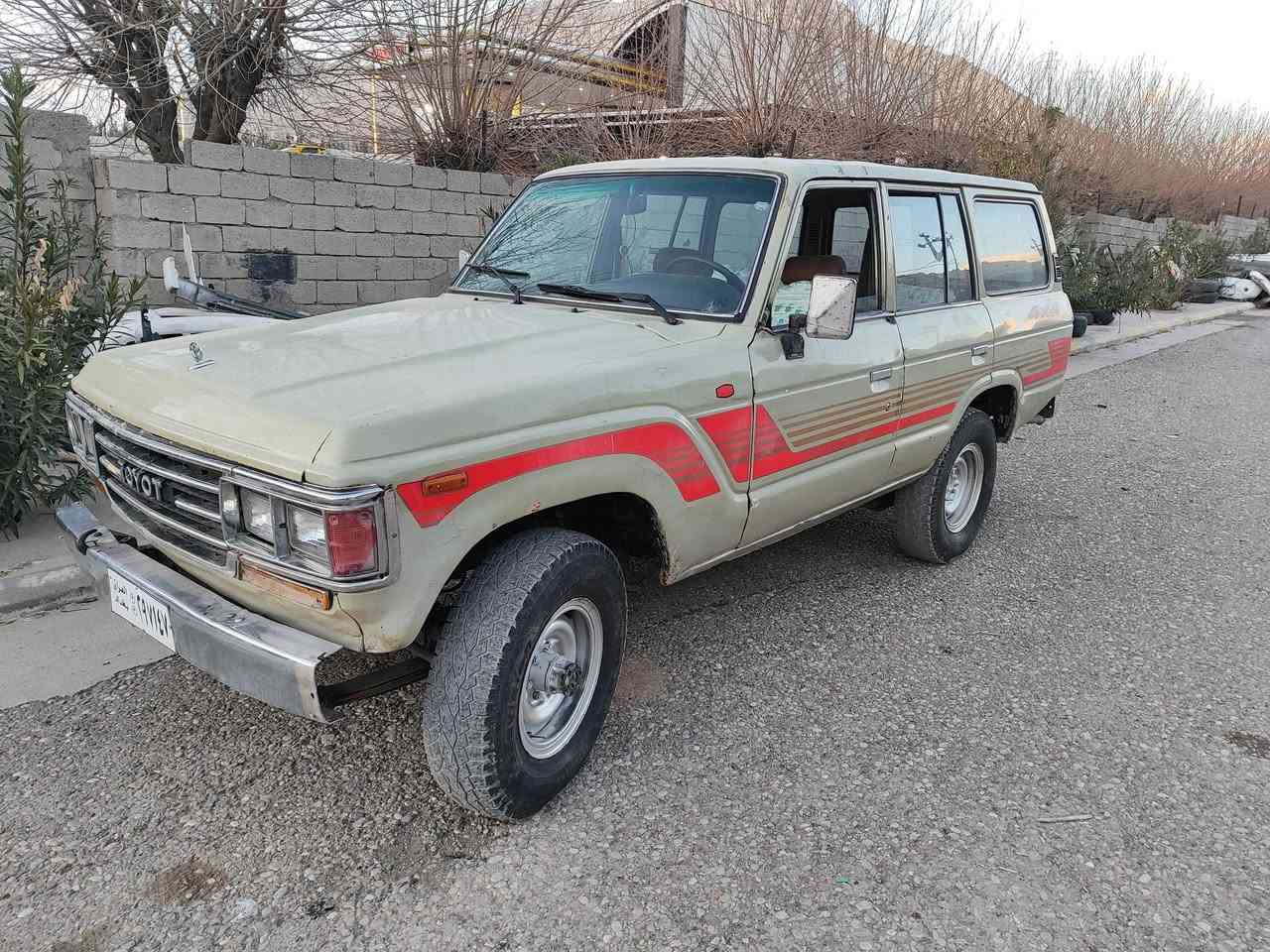 لاندکرۆز بۆفرۆشتن مۆدیل 1988 دەشبول ماسی  پاوەرو دیسک تابوکەیە 3fو6گێڕ ئاڕم پلاسیک سلێمانیە بەشەرتی ئەوەلیات سەیارەکە هیچ لێدراویو دەعمی بچوکیشی نیە تەقەوڕەقەی تیانیە ماشڵا لەمەکینەو گێڕی دبڵ ئەکسل بەشەرت زۆر زۆر جایزە مشتەری چات بنێرە یان تەلەفون بکە***********اسیا***********
