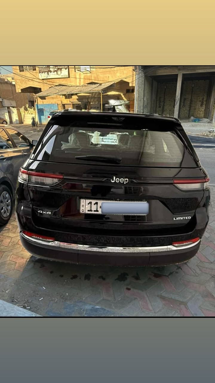 سلام عليكم مكلف بالنشر فقط اتصل على رقم 
‭0770 882 1021‬

بيع او مراوس
جيب خليجي لمتدد بلاس 2023 
وكاله هارلم. (خليجي) . لون اسود 
رقم بغداد جديد 
السياره مكفوله ماشيه 20 
المواصفات :
* دفع رباعي 4x4 . 
* تحذير النقطة عمياء ⚠ .
* سقف بانوراما . 
* شاشه كبيرة 
* نظام الخرائط (GPS) .
* ستيرن كهربائي . 
* المصابيح الأمامية زنون .
* كشافات الضباب زنون .     
* تشغيل عن بعد .
* صندوق كهربائي ..
* حفظ وضعيات الجلوس (ميموري) . 
* المقاعد الأمامية كهرباء
* المقاعد الأمامية تبريد وتدفئة .
* المقاعد الخلفية تدفئة وتبريد
* حساسات أمامية . وخلفي
* تدفئة ستيرن . 
* بخاخ ماء على المصابيح الامامي..
* مانع تصادم خلفي .
* خمس كامرات . 
* محدد سرعة 
* نظام التشغيل والاطفاء الاوتوماتيكي ( Auto Start System ) .
* نظام بريك اوتماتيكي ( Auto Break System )
* اناره داخليه متغيره
* جنطه كهرباء
* شاشه بل دشبول
* داخل اسود
* لدات امامي وخلفي
* تحكمات ستيرن فول
* شاشه اعطال
* كير ماوس
* اربعه انظمه قياده
* رادار 
* وباقي المواصفات المعروفه 
‏* V6 محرك 
* خمسه راكب 
مكان السيارة بغداد  سياره جديده وجاهزه 
السعر 395 ورقة بيها مجال بسيط
