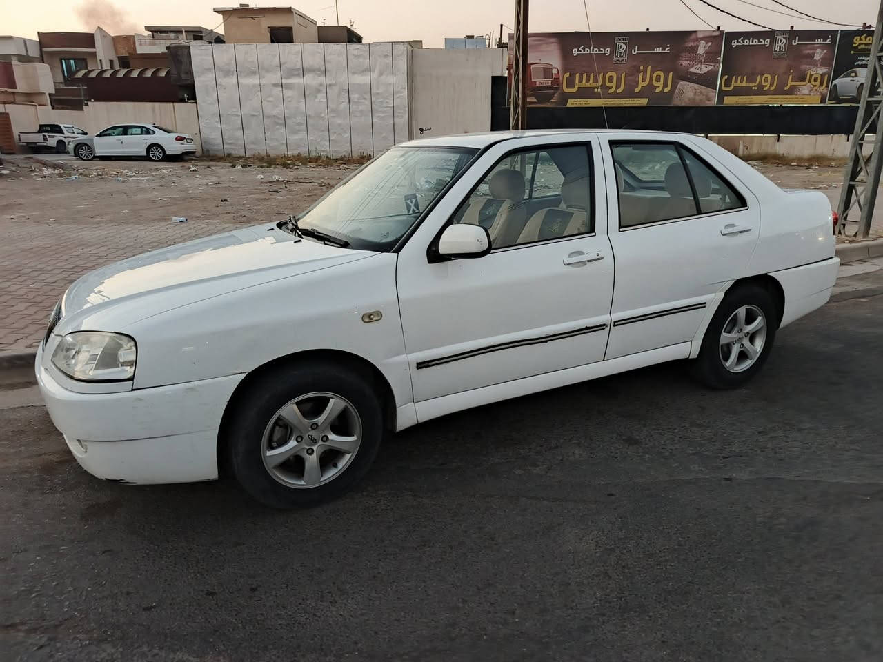 شيري موديل 2013 للبيع رقم اربيل ماشيه 61 ألف كلين بدون صبغ بدون ضربه برغي نقص ما بيها سعر 43 ورقه بيها بطاقه بنزين سياره على وضع الشركه هذا رقمي*********** مكان سيارة كركوك ❄، تبريد ثلج تخم تاير جديد صدر جديد شرط الوكاله والتحويل
