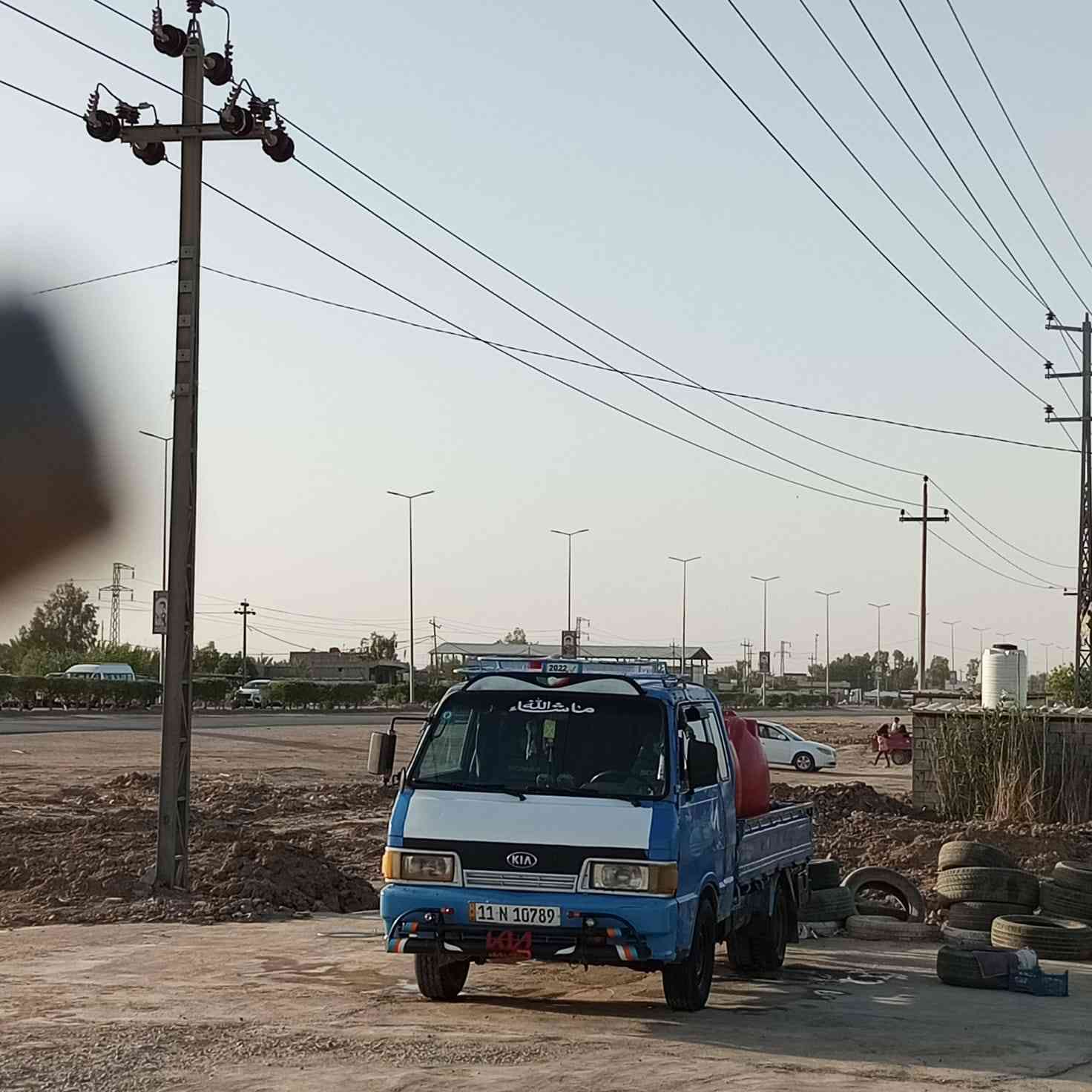 سلام عليكم سياره لبيع موديل 94 كير مكينه  اكسن مكفوله مداور ثاني يوم سنويه 28    ***********
