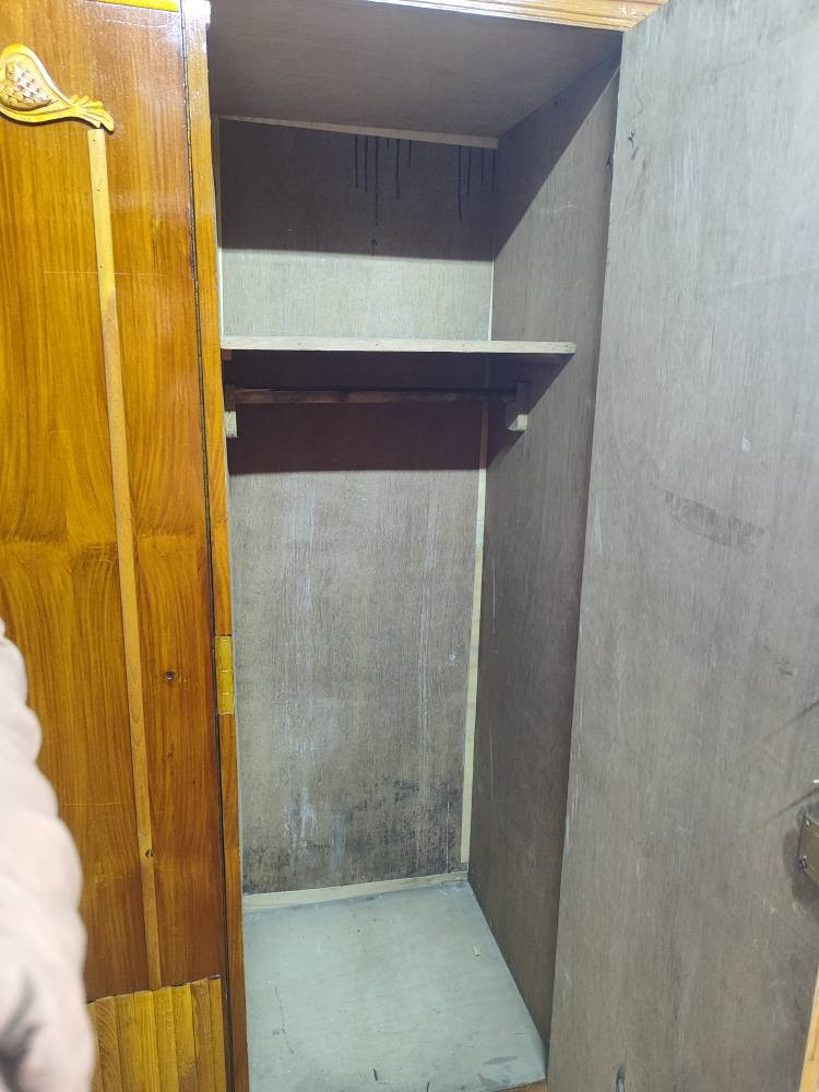 قنصور خمس أبواب نضيف حيل السعر 175 الرفاعي 
*********** موصل, نينوى
