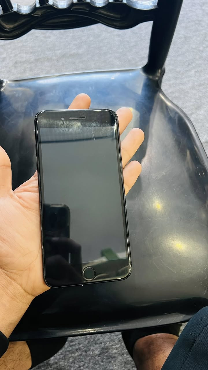 سلام عليكم جهازين البيع ايفوان 7 بلاص 128
الثاني ايباد الجيل التاسع  ذكراه 64 شاشه مكسور بس مماثر ع المس 
رقمي *********** فيس وتساب موجود
